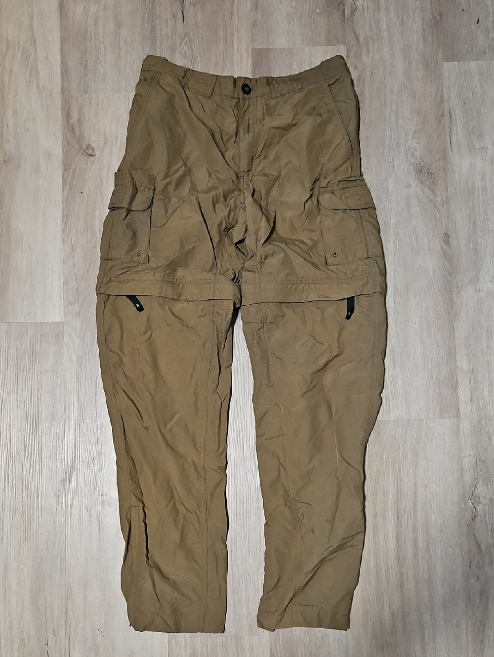 Magellan Outdoors Fish Gear Convertible Cargo Pants Zip Off Shorts Men's Small